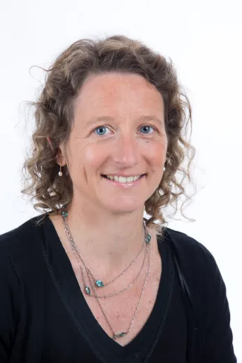 Julie André